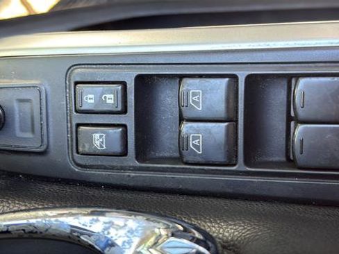 Used 2017 Nissan Titan PRO-4X AWD/4WD image 12