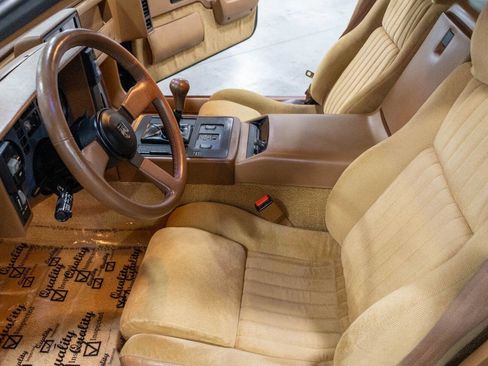 Used 1988 Pontiac Fiero GT image 40