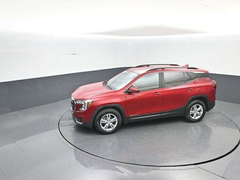 Used 2022 GMC Terrain SLE w/ Driver Convenience Package image 21