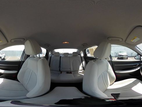 Used 2025 Hyundai Sonata SEL FWD image 43