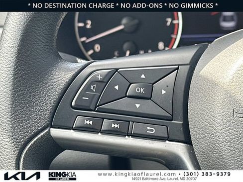 Used 2025 Nissan Altima 2.5 SV FWD image 10