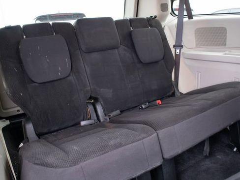 Used 2017 Dodge Grand Caravan SE w/ Power Window Group FWD image 17