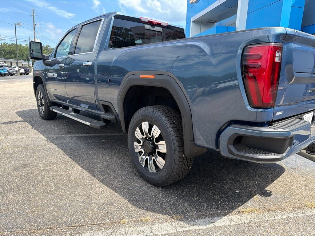New 2026 GMC Sierra 2500 Denali w/ Denali Reserve Package AWD/4WD image 3