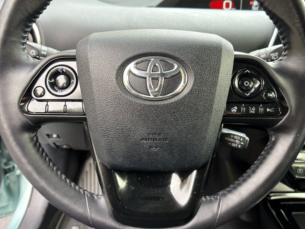 Used 2019 Toyota Prius XLE AWD/4WD image 14