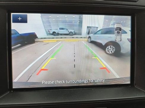 Used 2021 Ford Expedition XLT image 12