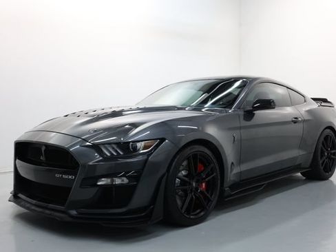 Used 2020 Ford Mustang Shelby GT500 w/ Technology Package RWD image 1