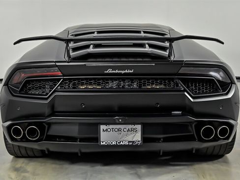 Used 2018 Lamborghini Huracan LP 580-2 RWD image 8