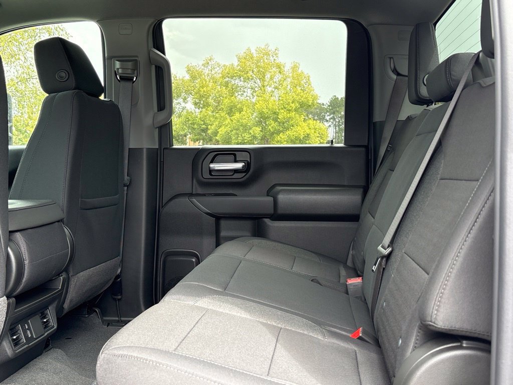 New 2026 Chevrolet Silverado 2500 Custom w/ Custom Value Package AWD/4WD image 20