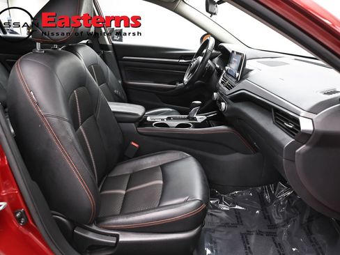 Used 2023 Nissan Altima 2.5 SR AWD/4WD image 23