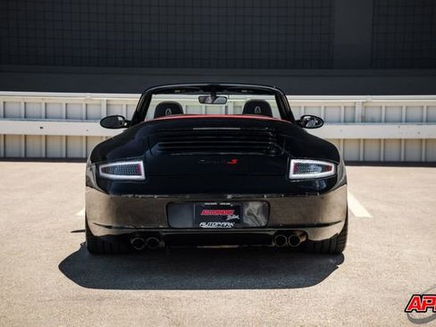 Used 2005 Porsche 911 Carrera S image 17