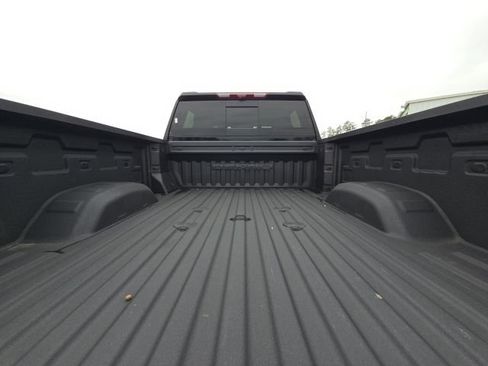 Used 2022 GMC Sierra 2500 Denali w/ Denali Ultimate Package image 11