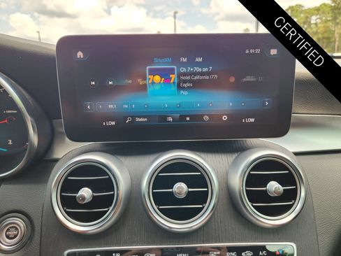 Used 2022 Mercedes-Benz GLC 300 image 18