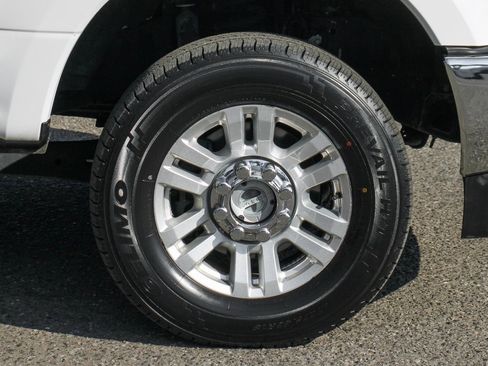 Used 2019 Ford F350 XLT image 39