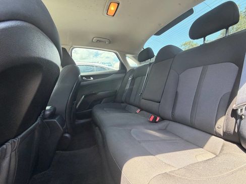 Used 2021 Kia K5 LXS FWD image 16