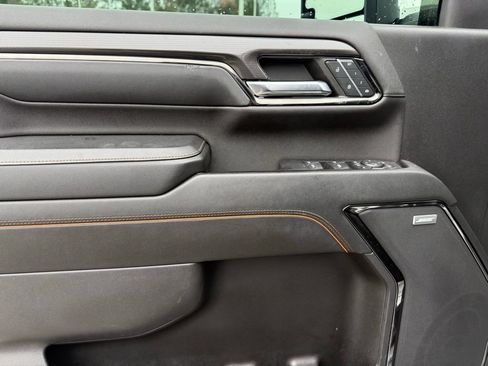 Used 2024 GMC Sierra 2500 AT4 w/ AT4 Premium Plus Package image 10