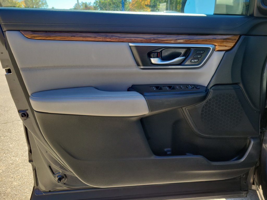 Used 2018 Honda CR-V EX-L image 16