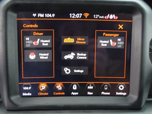 Used 2021 Jeep Wrangler Unlimited Sahara AWD/4WD image 27