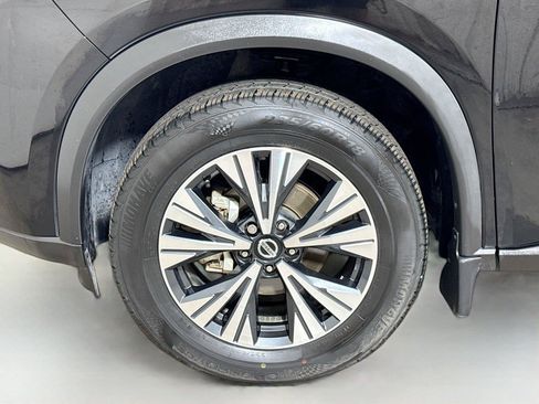 Used 2021 Nissan Rogue SV w/ Premium Package FWD image 28