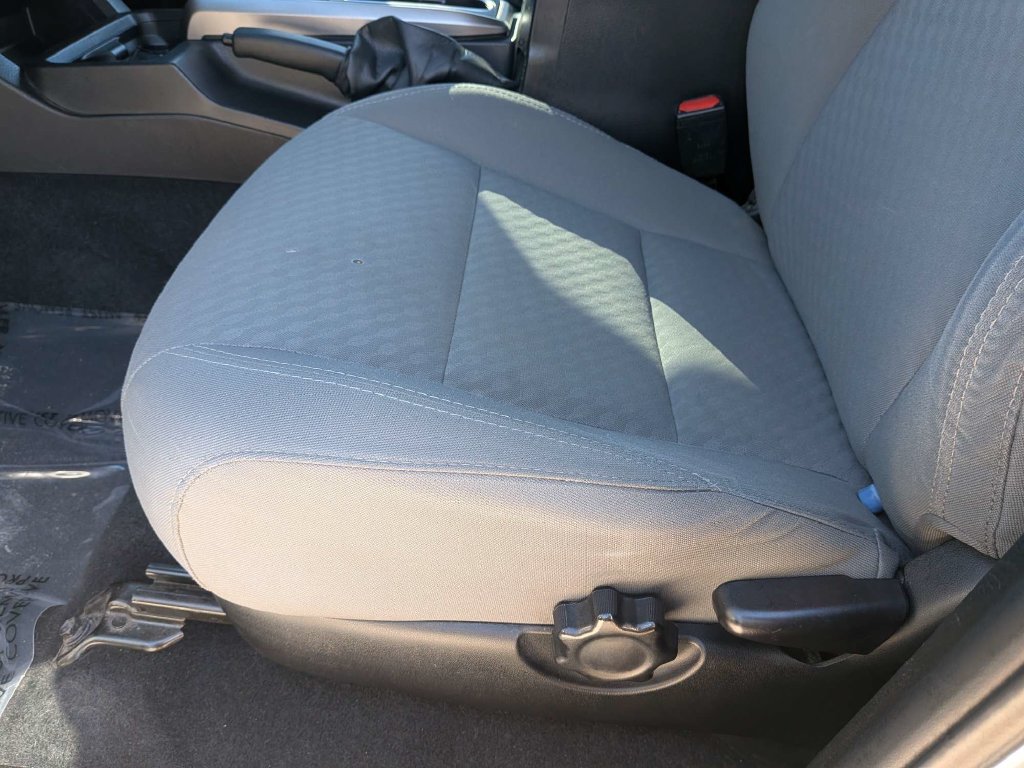 Used 2022 Toyota Tacoma SR5 RWD image 21