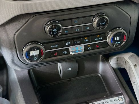 Used 2024 Ford Bronco Big Bend AWD/4WD image 38