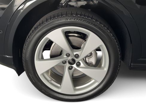 New 2025 Audi Q5 Premium Plus image 12