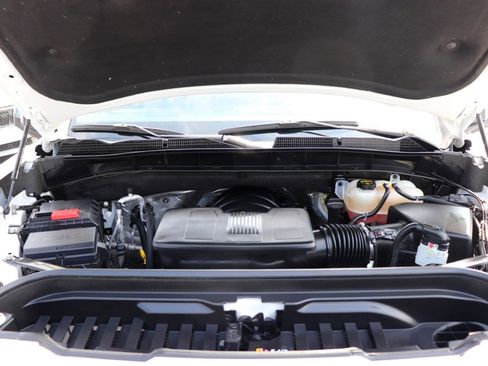 Used 2025 GMC Sierra 1500 SLT image 48