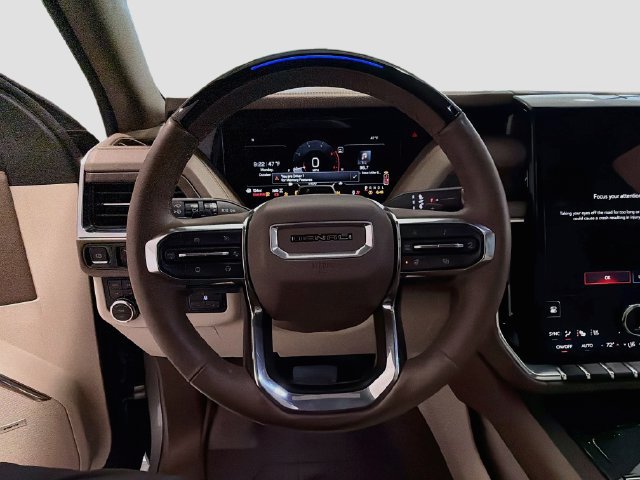 Used 2025 GMC Yukon XL Denali w/ Denali Reserve Package AWD/4WD image 11