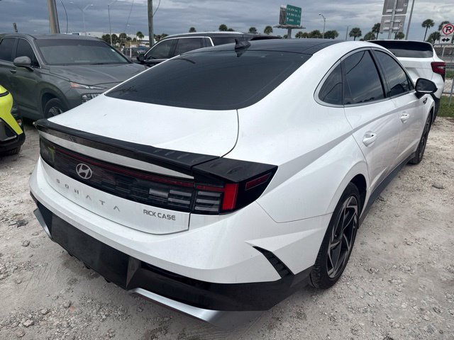 Used 2024 Hyundai Sonata SEL w/ Convenience Package FWD image 6