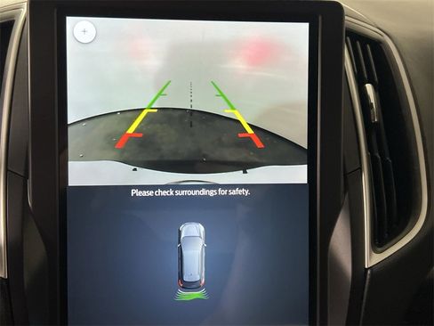 Used 2024 Ford Edge SEL image 23