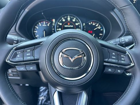 New 2025 MAZDA CX-5 Signature image 24