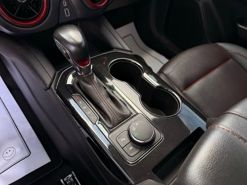 Used 2022 Chevrolet Blazer RS FWD image 44