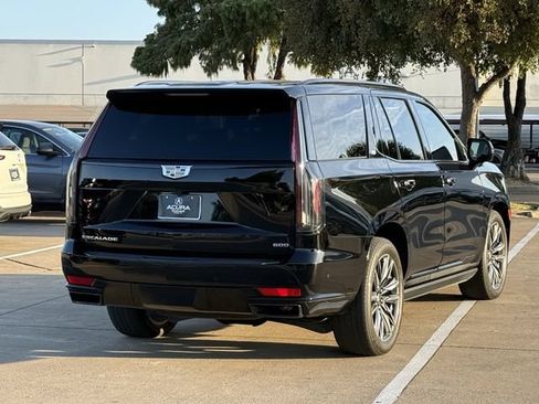 Used 2024 Cadillac Escalade Sport Platinum w/ LPO, Floor Liner Package AWD/4WD image 4