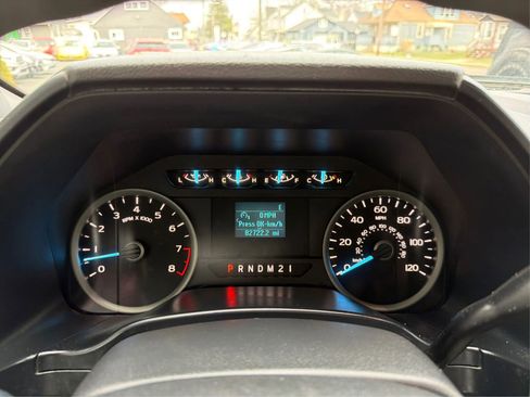 Used 2018 Ford F150 XLT image 16