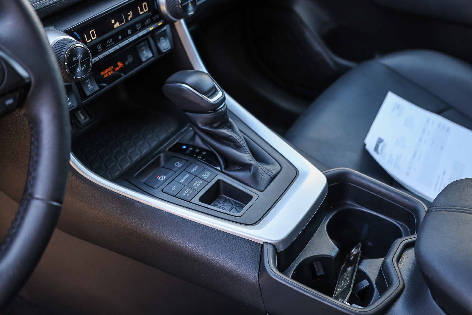 Certified 2021 Toyota RAV4 XLE Premium AWD/4WD image 19