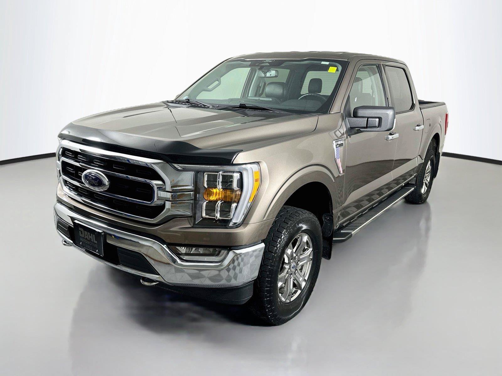 Used 2022 Ford F150 XLT w/ Equipment Group 302A High AWD/4WD image 4