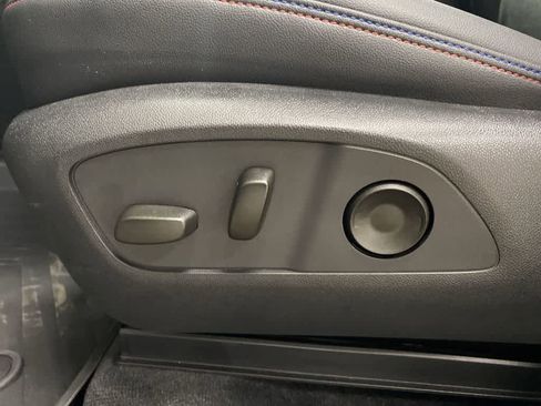 Used 2024 Chevrolet Blazer EV RS image 16