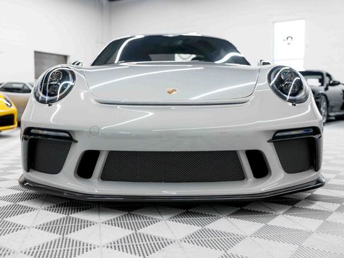 Used 2018 Porsche 911 GT3 RWD image 17