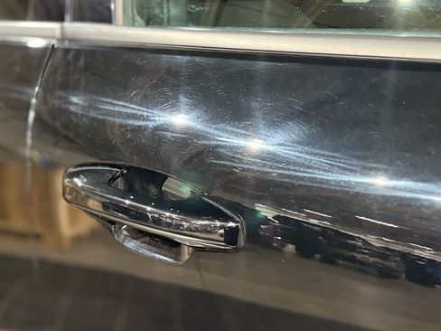 Used 2020 Volvo XC40 T5 Momentum image 14