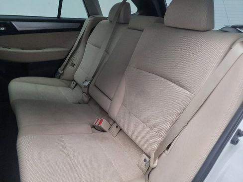 Used 2018 Subaru Outback 2.5i Premium w/ Popular Package #1 AWD/4WD image 18