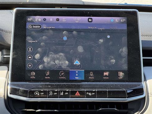 Used 2025 Jeep Compass Limited w/ Elite Group image 3