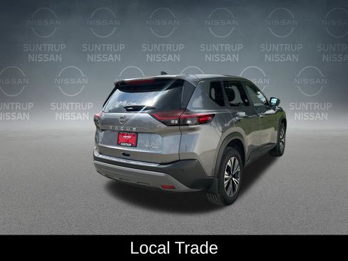 Used 2023 Nissan Rogue SV AWD/4WD image 6