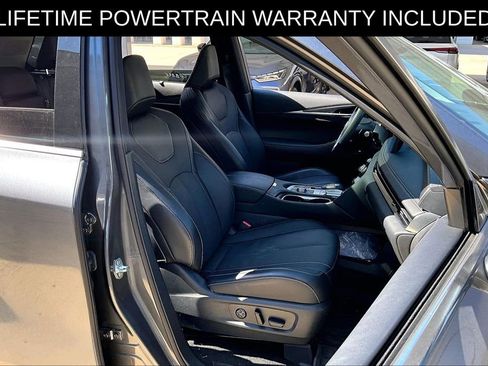 Certified 2026 INFINITI QX60 Luxe FWD image 9