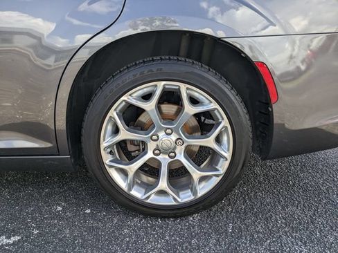 Used 2018 Chrysler 300 C w/ Sun, Sound & Nav Package RWD image 14