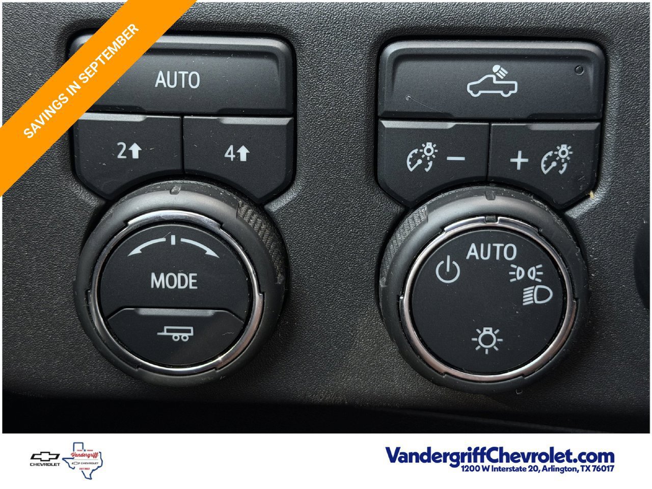 Used 2023 Chevrolet Silverado 1500 LT AWD/4WD image 19