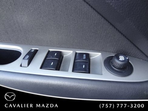 Used 2010 Ford Fusion Hybrid FWD image 16