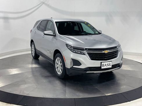 Used 2022 Chevrolet Equinox LT image 42