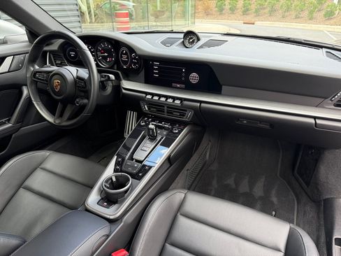 Certified 2024 Porsche 911 Carrera RWD image 18