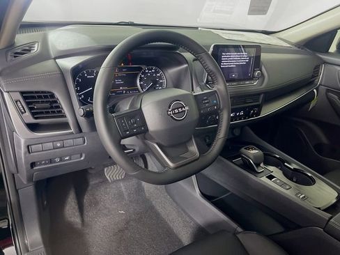 New 2026 Nissan Rogue SV FWD image 7
