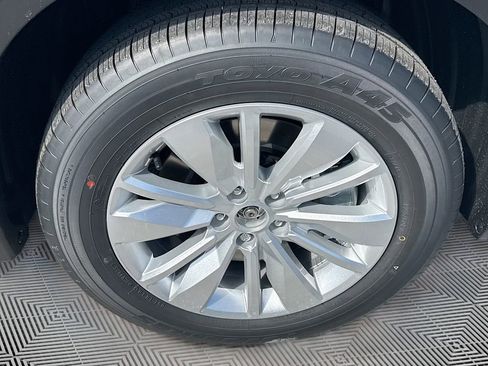 New 2026 Mitsubishi Outlander ES FWD image 31