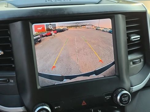 Used 2022 RAM 1500 Big Horn AWD/4WD image 25